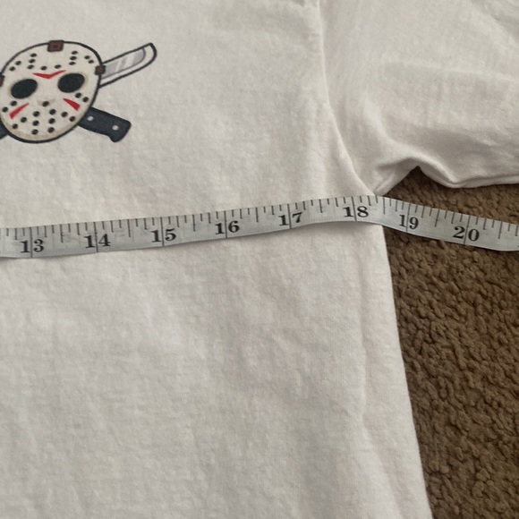 White tshirt no tag but think is size m - Picture 3 of 5